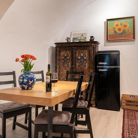 Altes Salzgewoelbe Badgasse Apartman Gmunden Kültér fotó
