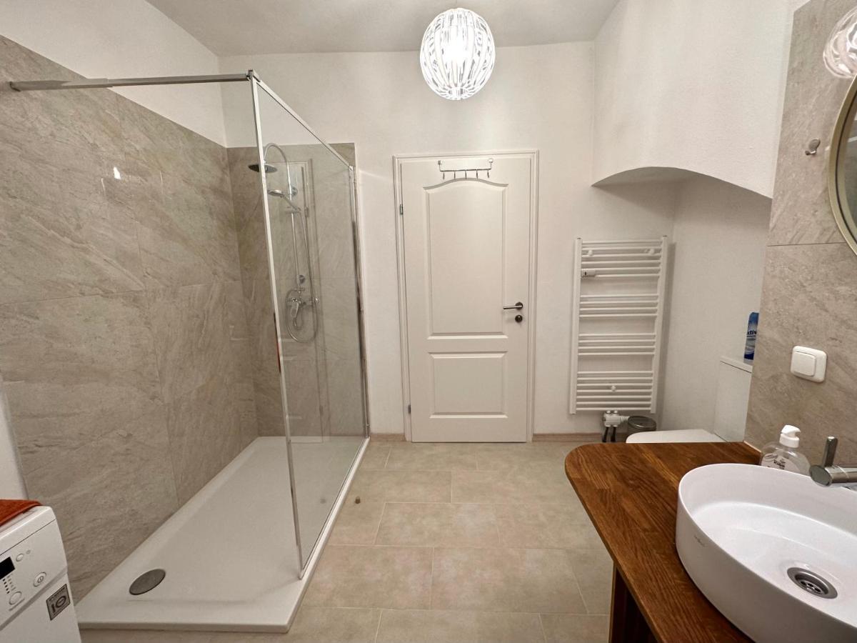 Altes Salzgewoelbe Badgasse Apartman Gmunden Kültér fotó